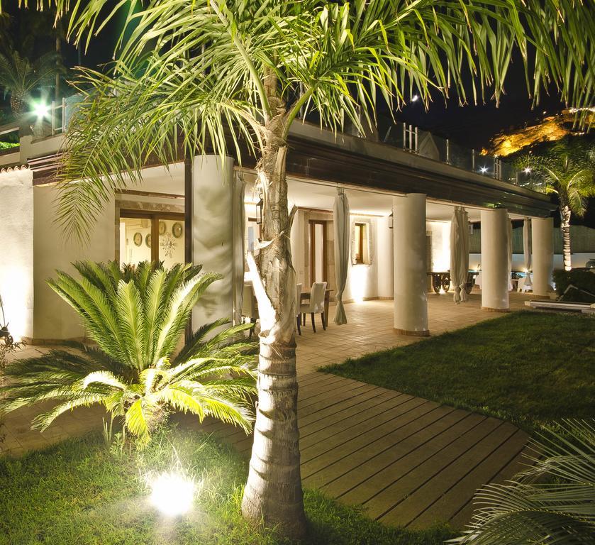 Luxury Taorum Villa With Spectacular Sea Views In Таорміна Екстер'єр фото