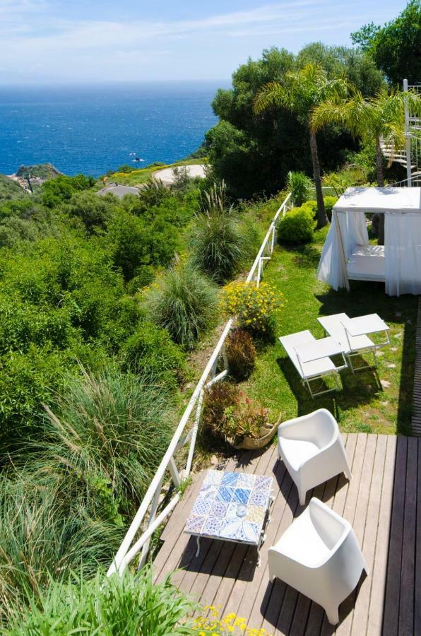 Luxury Taorum Villa With Spectacular Sea Views In Таорміна Екстер'єр фото